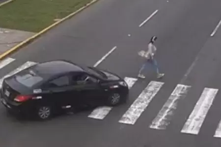 Joven fue atropellada al intentar cruza la avenida Javier Prado en San Isidro.