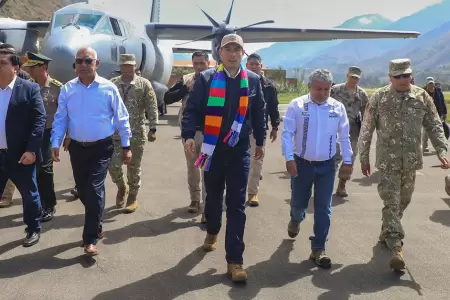 Presidente Jos Jer lleg a Hunuco con su Gabinete Ministerial.