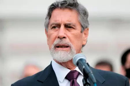 Francisco Sagasti es acusado de abuso de autoridad.