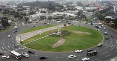 Inician trabajos nocturnos en un tramo de la Av. Javier Prado Oeste.