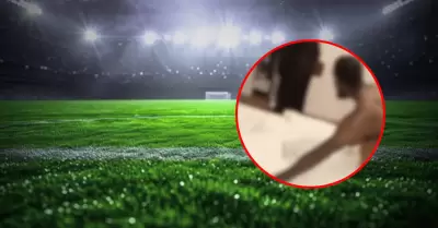 Famoso futbolista de seleccin fue descubierto en plena infidelidad
