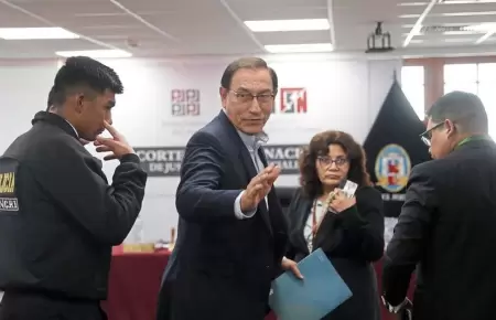 Fiscala solicita 15 aos de crcel contra Martn Vizcarra.