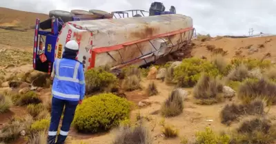 Advierten accidentes en cisternas que transportan combustibles.