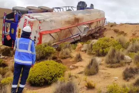Advierten accidentes en cisternas que transportan combustibles.
