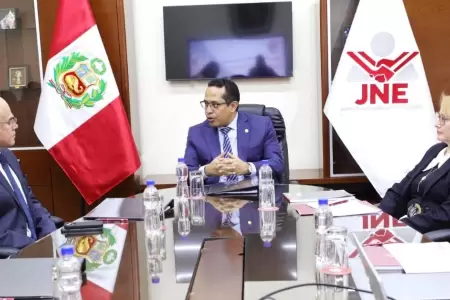 Primer ministro se reunin con el jefe del JNE.