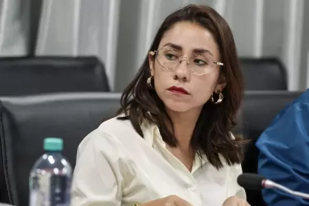 Lesly Schica denuncia amenazas por apariciones pblicas