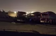 Puente Piedra: Cinco buses quedan totalmente calcinados en patio de maniobras
