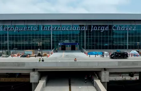 La transicin al nuevo terminal an no est del todo completa.