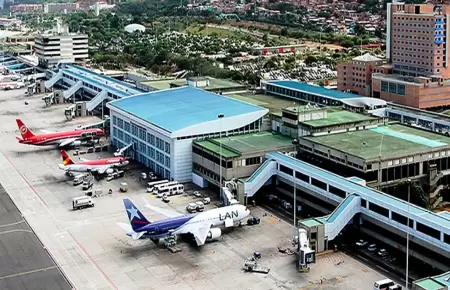 Seis aerolneas anunciaron suspensin de vuelos en Venezuela.