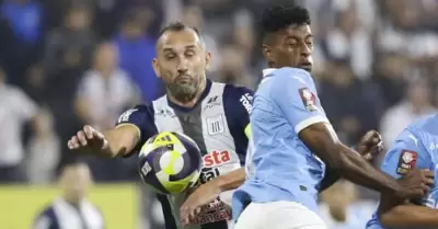 Alianza Lima y Sporting Cristal chocarn por los play off de la Copa Libertadore
