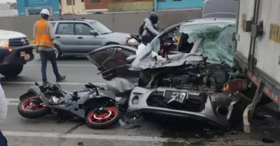 Un triple choque en la Panamericana Sur dej tres heridos.