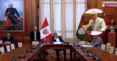 Congresista Kamiche lanza improperios durante comisin