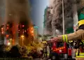 Incendio de grandes proporciones consume complejo residencial: Reportan ms de 10 fallecidos y varios heridos