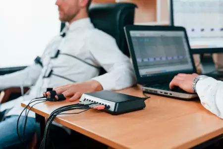 Proyecto de ley para uso de polgrafo en el trabajo.