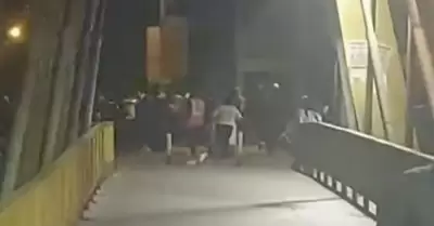 Enfrentamiento entre barristas deja 5 heridos en SJL.