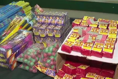 Pirot�cnicos incautados en vivienda de Comas.