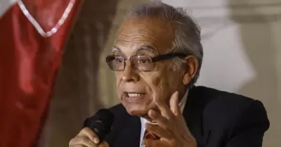 Anbal Torres rechaza condena