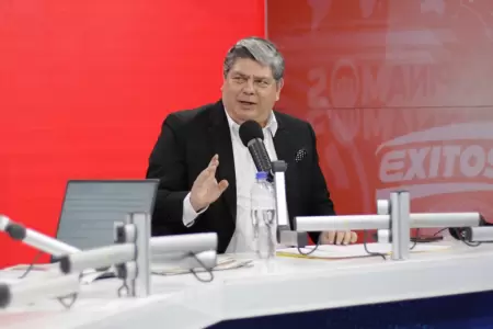 Abogado de Pedro Castillo en los estudios de Exitosa.