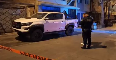 Conductor de camioneta es asesinado a balazos