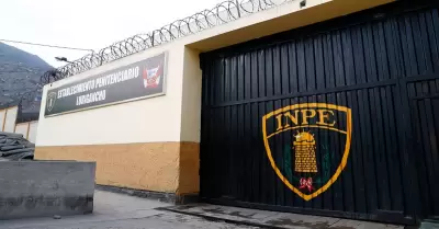 Detienen a pastor en penal de Lurigancho.