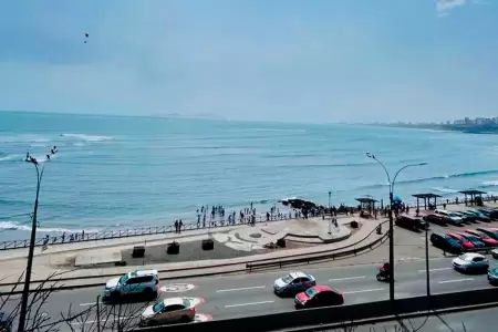 Inicia diciembre con brillo solar en la costa.