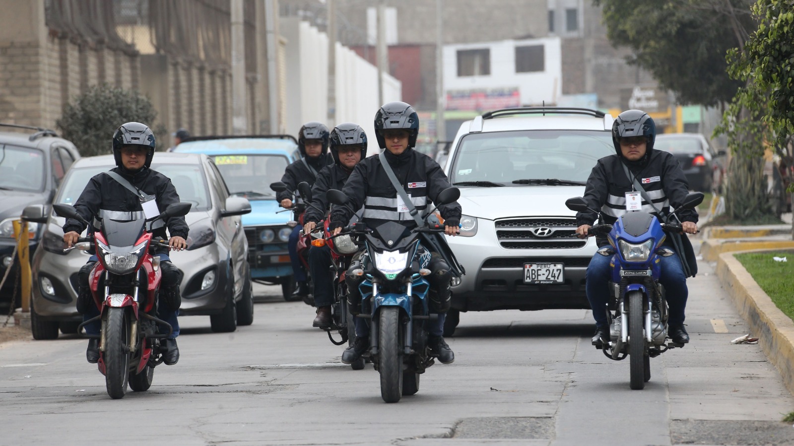 MTC actualiza especificaciones tcnicas para el uso de cascos y chalecos.