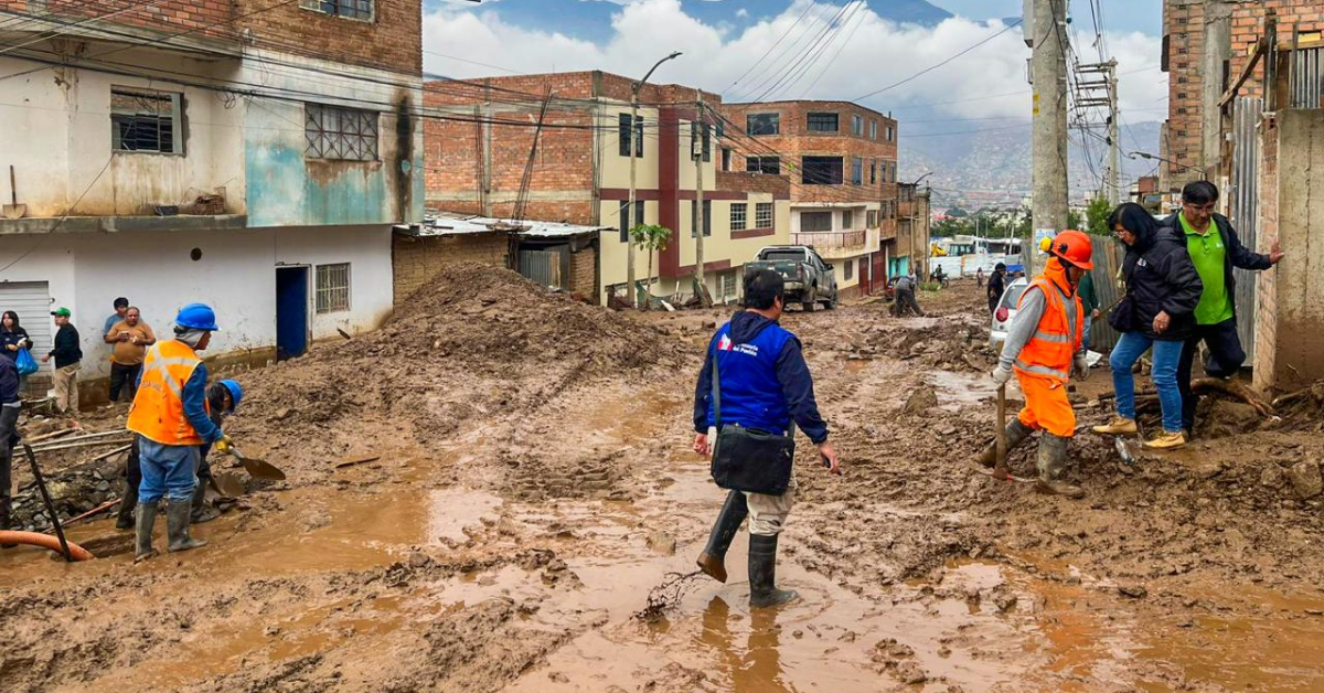 Gobierno declara estado de emergencia en 20 regiones por 60 días por peligro ante precipitaciones