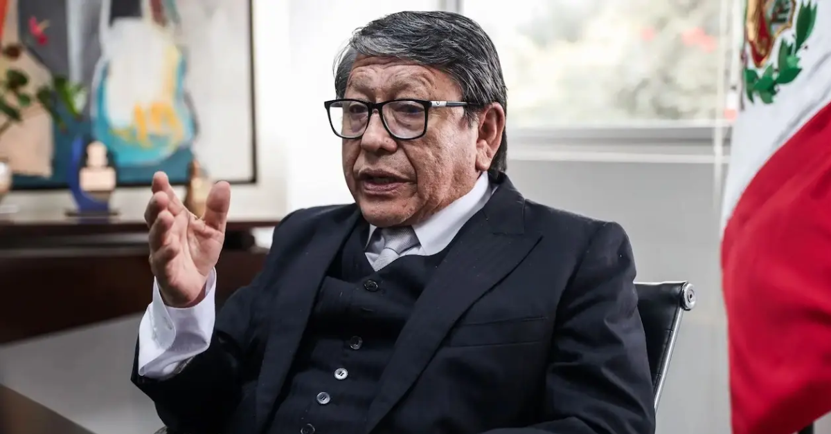 Ciro Castillo rompe su SILENCIO desde la clandestinidad y NIEGA acusaciones: "No tienen fundamento"