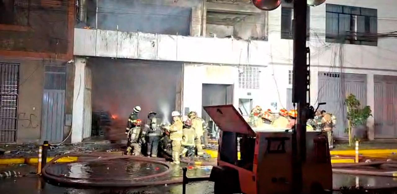 Bomberos atendieron 177 emergencias durante el 25 de diciembre: "Las cifras a nivel nacional van a crecer"