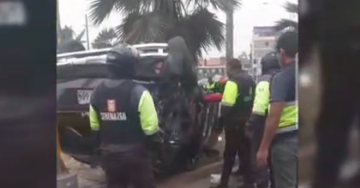 Los Olivos: Chofer salvó de morir tras violento accidente de tránsito en el cruce de la av. Universitaria y Naranjal