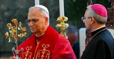 Papa Len XVI hizo un llamado a abrir puertas a los migrantes refugiados alreded