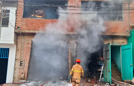 Incendio en Villa El Salvador.