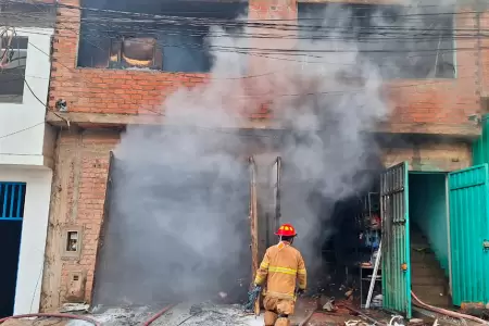 Incendio en Villa El Salvador.