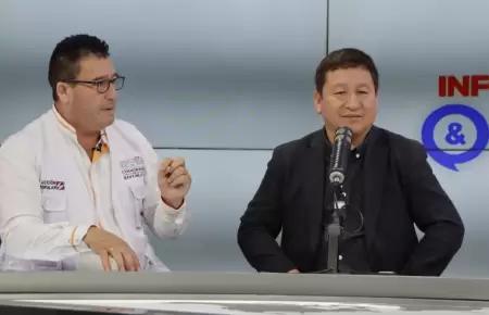 Congresistas Guido Bellido y Edwin Martnez en el set de Exitosa.