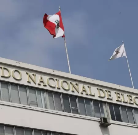 JNE oficializa f�rmulas presidenciales