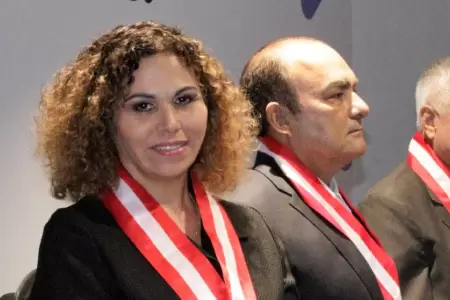 Mar�a Teresa Cabrera juramenta como presidenta de la JNJ