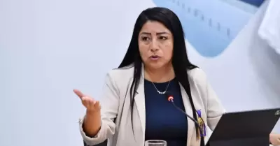 Titular del MEF Denisse Miralles anunci plan de accin.