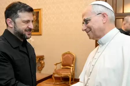 Papa Len XIV y Vladimir Zelenski