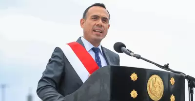 Jos Jer en ceremonia por el 201. aniversario de la Batalla de Ayacucho