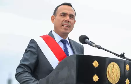 Jos Jer en ceremonia por el 201. aniversario de la Batalla de Ayacucho