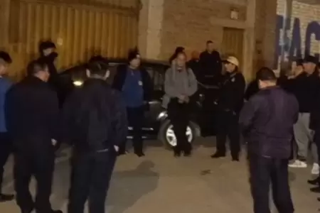 Choferes de la 41 hacen plantn en Ventanilla