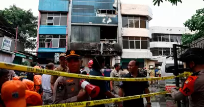 Incendio dej 22 muertos en Yakarta.