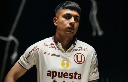 Universitario present su nueva camiseta para el 2026.