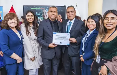 Reconocimiento a la Universidad Peruana Unin