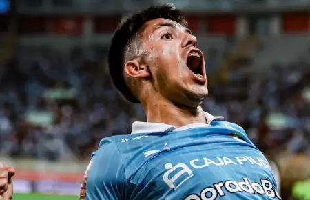 Santiago Gonzlez celebrando el nico gol de la noche ante Cusco FC.