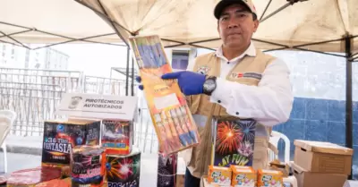 Vocero de Sucamec durante la feria en Brea.