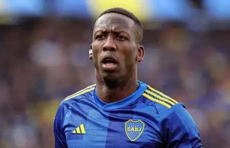 Luis Advncula en la mira de Alianza Lima tras posible salida de Boca Juniors, p