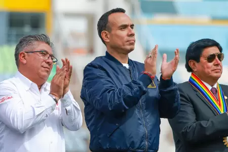 Jos� Jer� en actividad oficial en Cusco