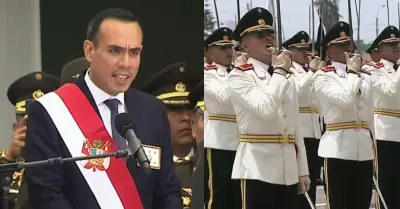 Presidente Jos� Jer� en ceremonia de graduaci�n de Escuela Militar de Chorrillos