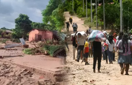 Lluvias de fuerte intensidad ponen en peligro a miles de peruanos.